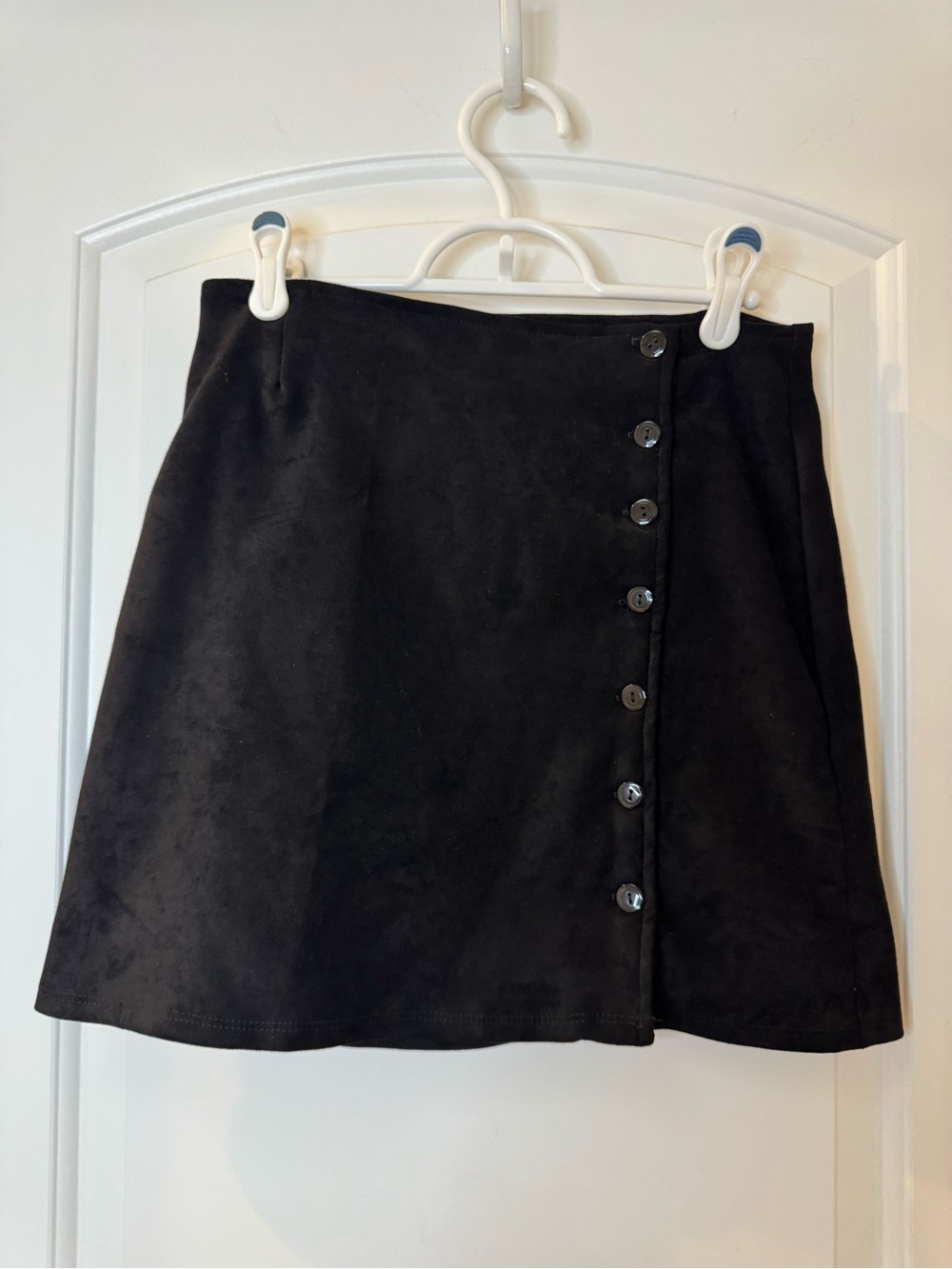 Rokoko By Dazz Black Faux Suede Button-Front Mini Skirt Sz M